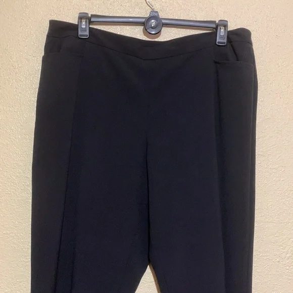 Roz & Ali Black Pants Size 18 Stretchy🌀 - Picture 3 of 14